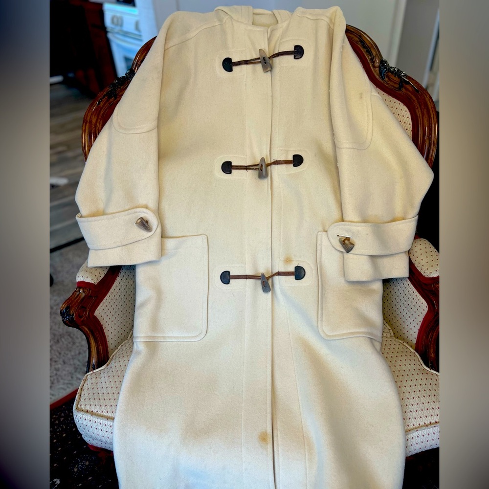 Lovely Burberry Classic Duffle Coat in Cream — Has damage. Discounted price.